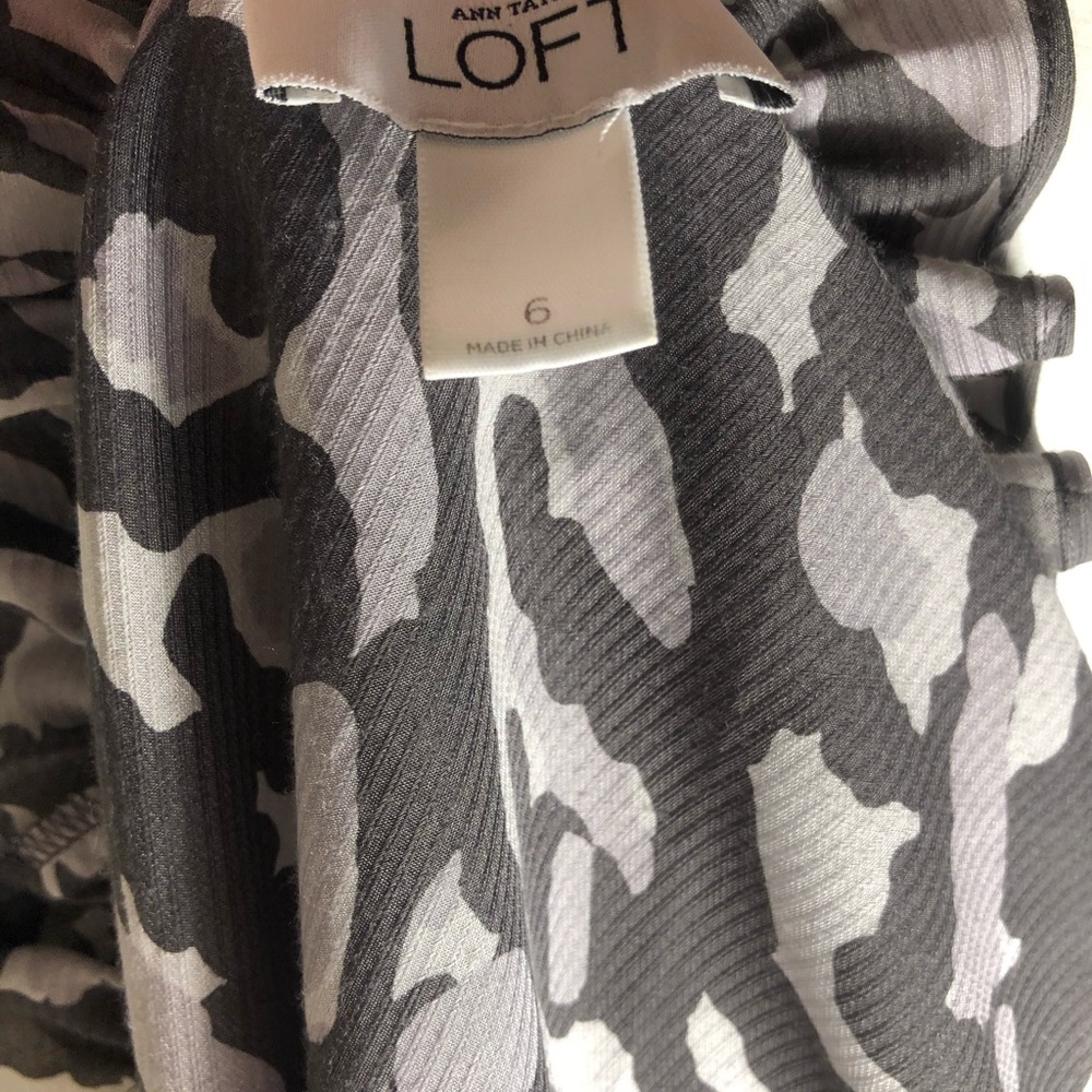 ANN TAYLOR LOFT RUFFLE BLOUSE - Picture 5 of 5